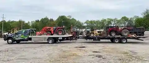 Equipment Hauling Youngstown OH